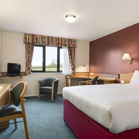 Days Inn Michaelwood M5 Falfield Eksteriør bilde