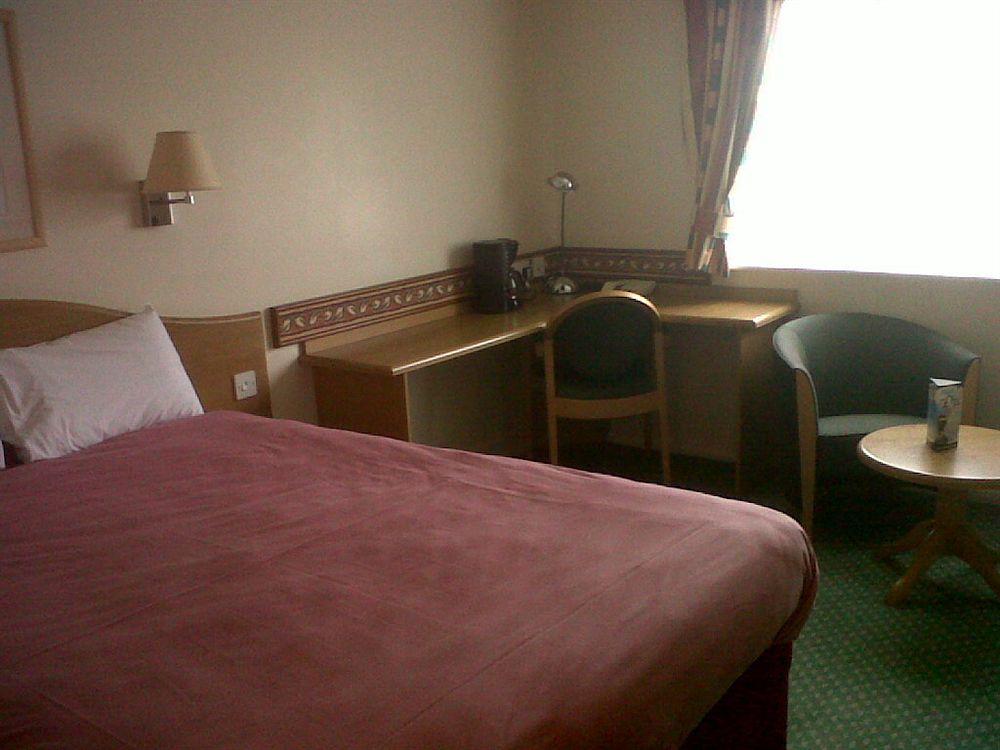 Days Inn Michaelwood M5 Falfield Eksteriør bilde