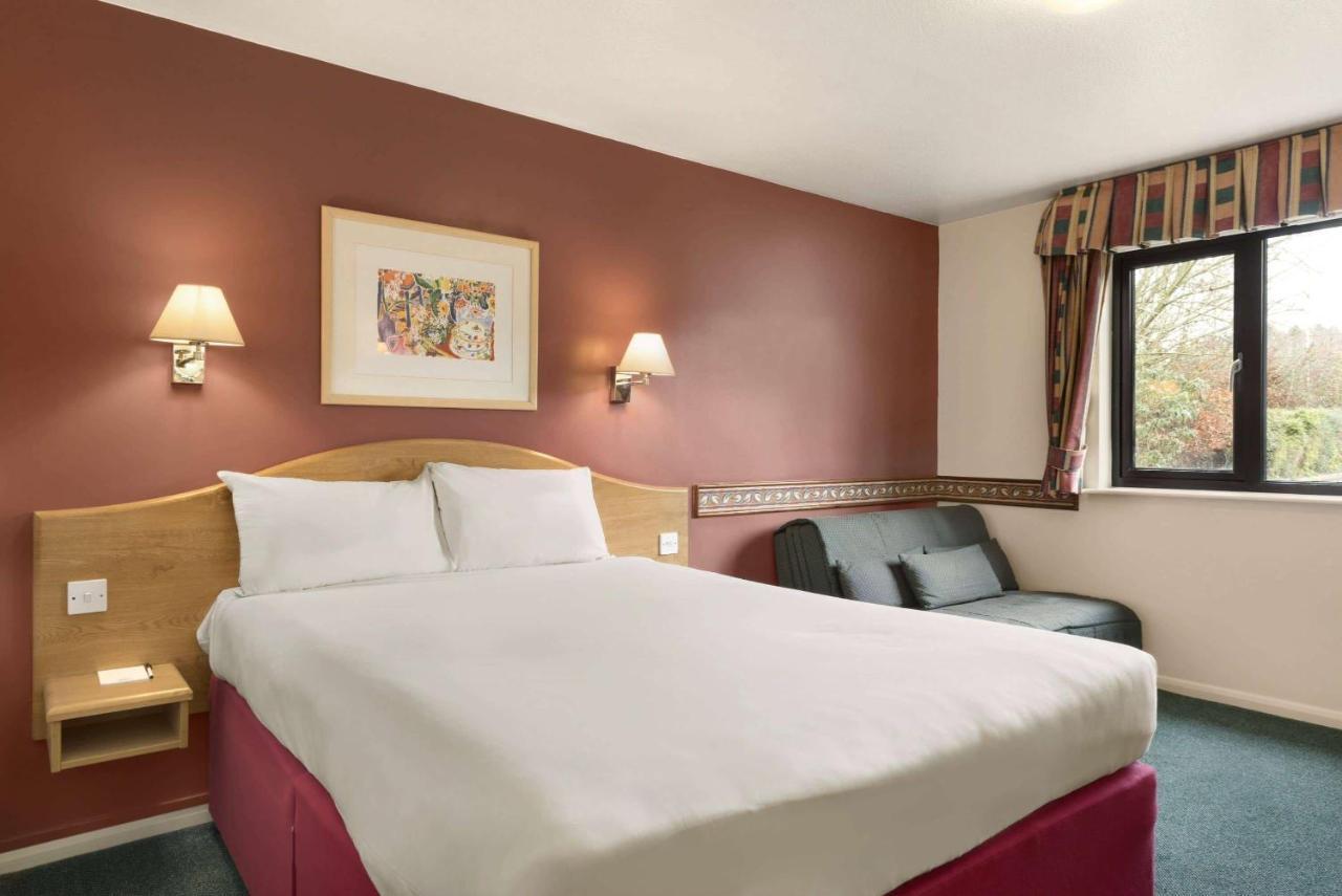 Days Inn Michaelwood M5 Falfield Eksteriør bilde