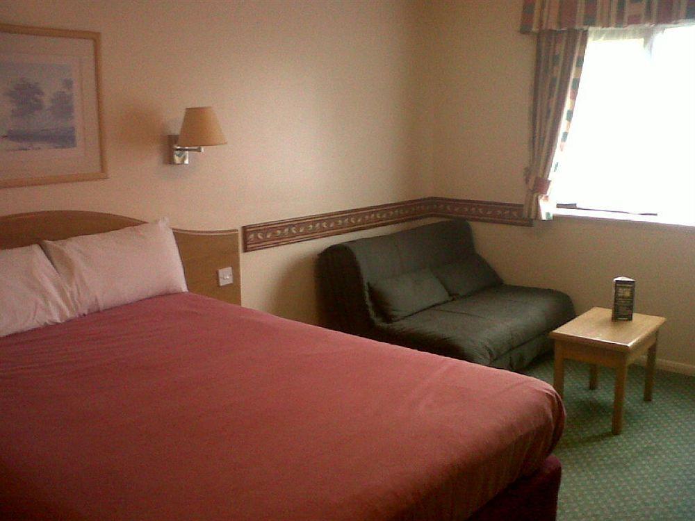 Days Inn Michaelwood M5 Falfield Eksteriør bilde