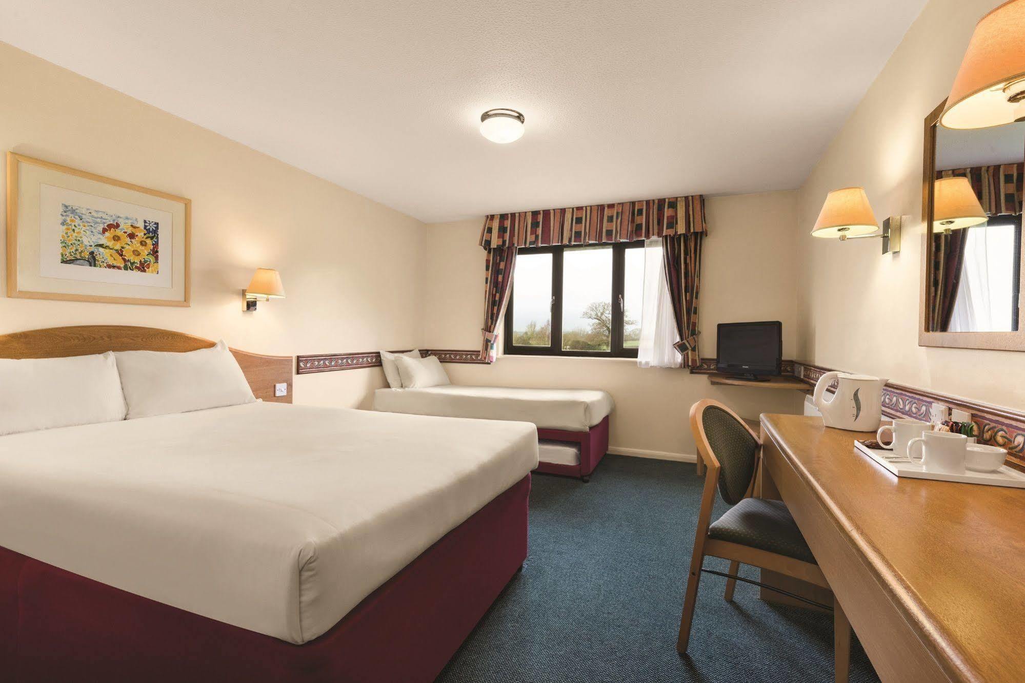 Days Inn Michaelwood M5 Falfield Eksteriør bilde