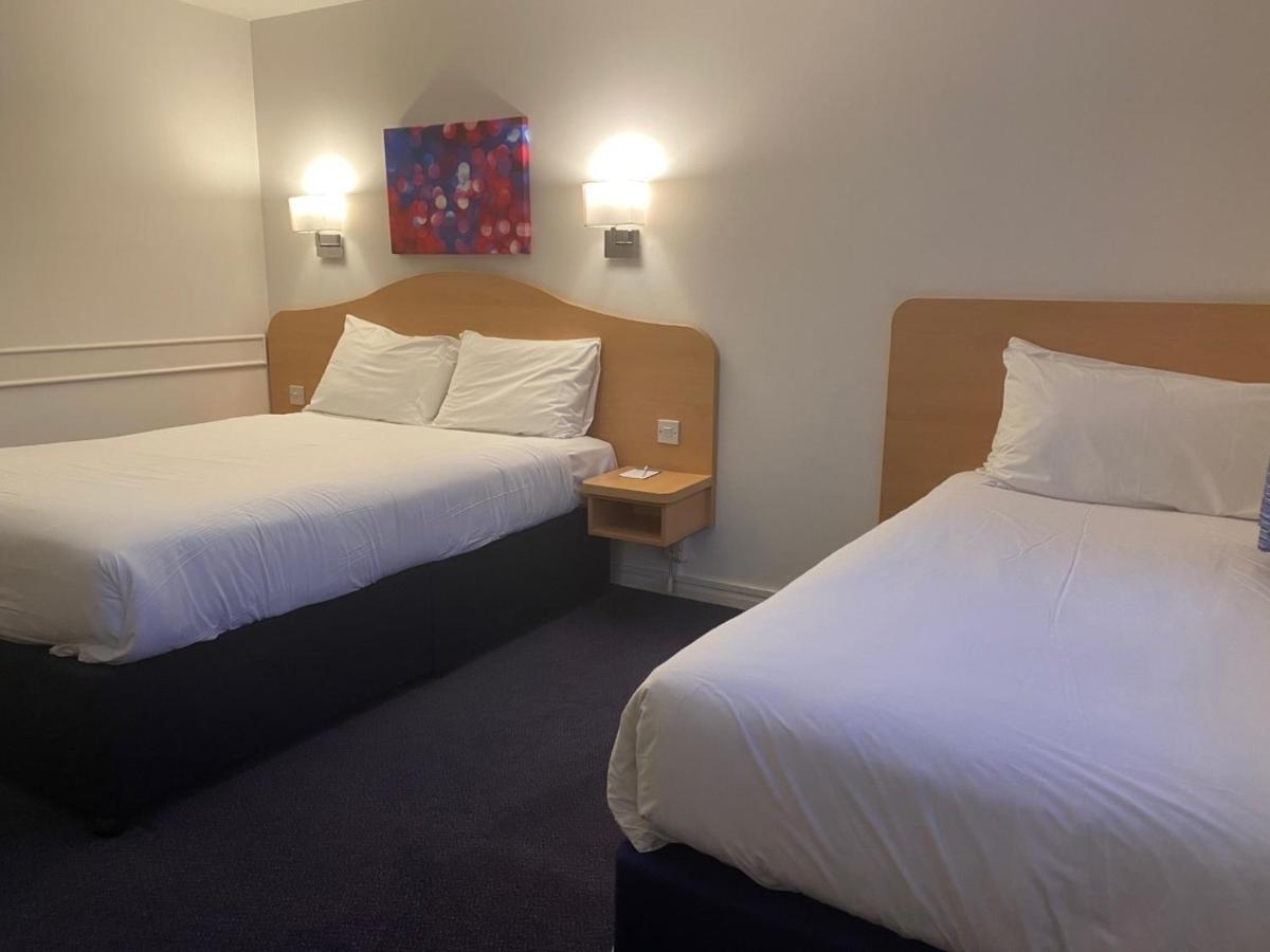 Days Inn Michaelwood M5 Falfield Eksteriør bilde